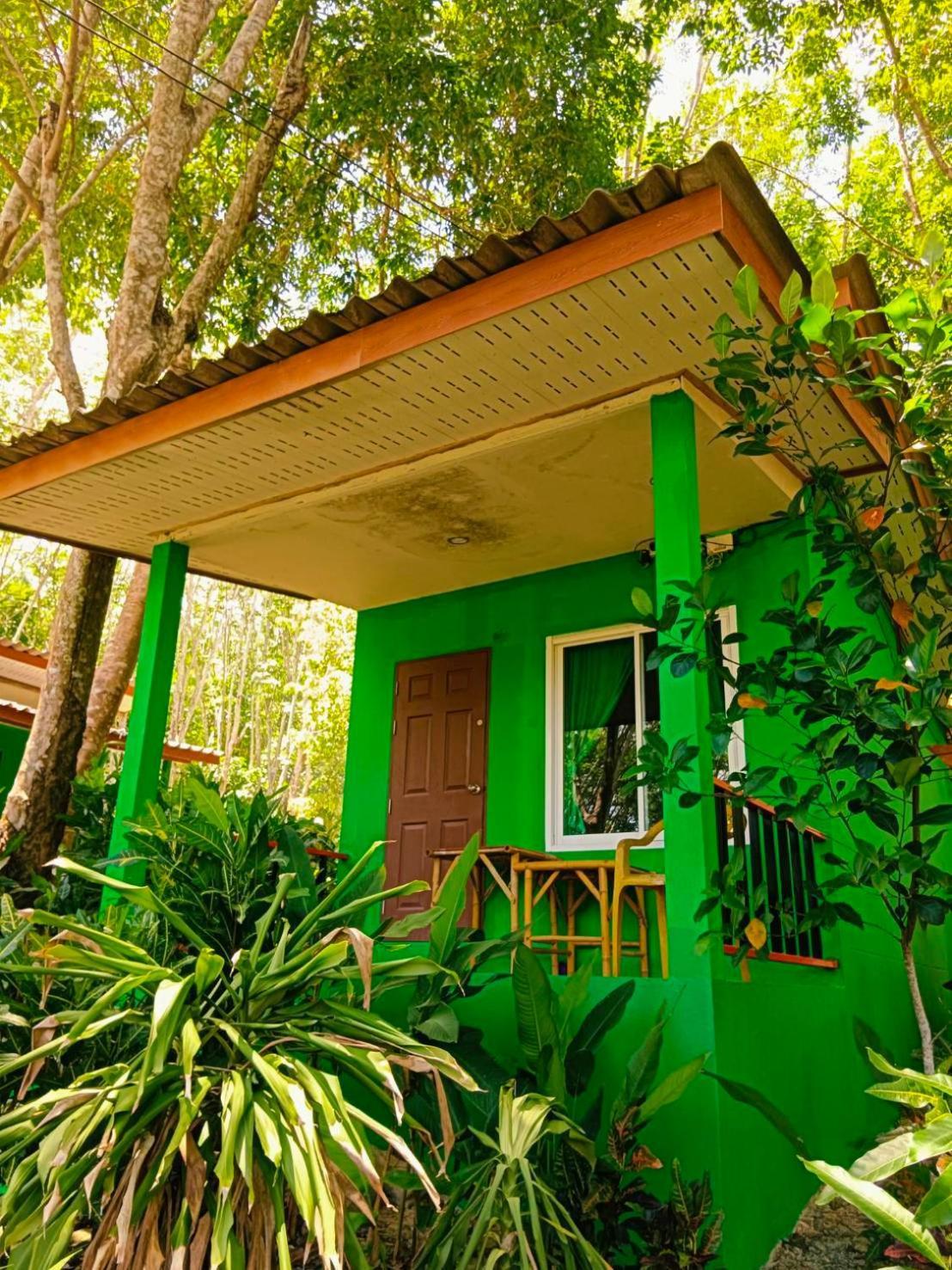 Lanta Maikeaw Bungalow Koh Lanta Exterior photo
